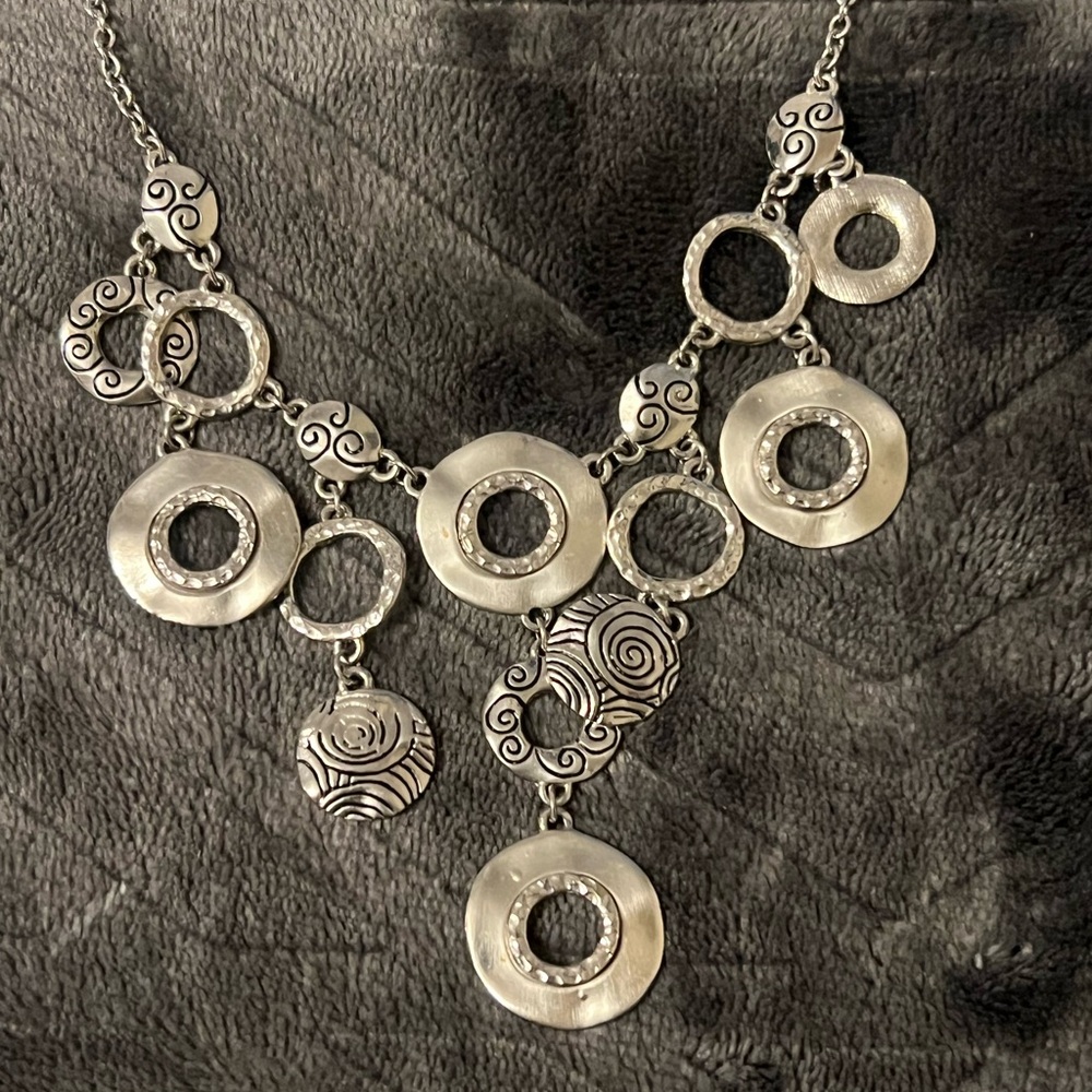 Vintage Silver Tone Necklac